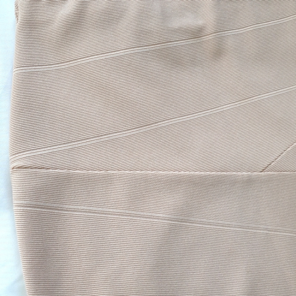 Missguided mini skirt, size S - Picture 3 of 5